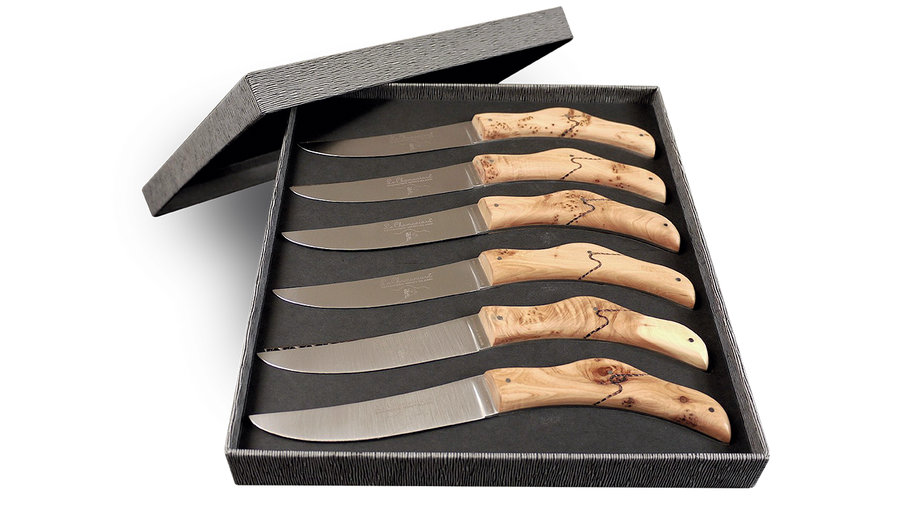 Coffret de 6 couteaux de table en genévrier